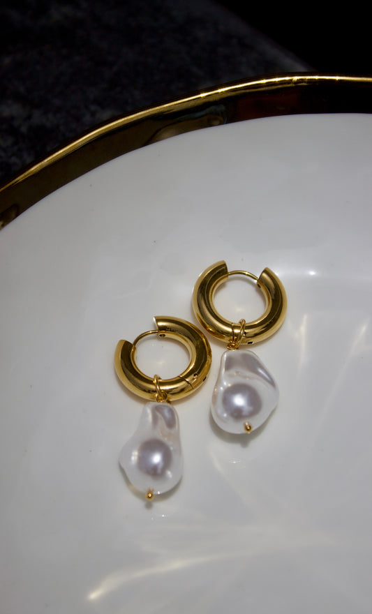 Pearl Drops Earrings