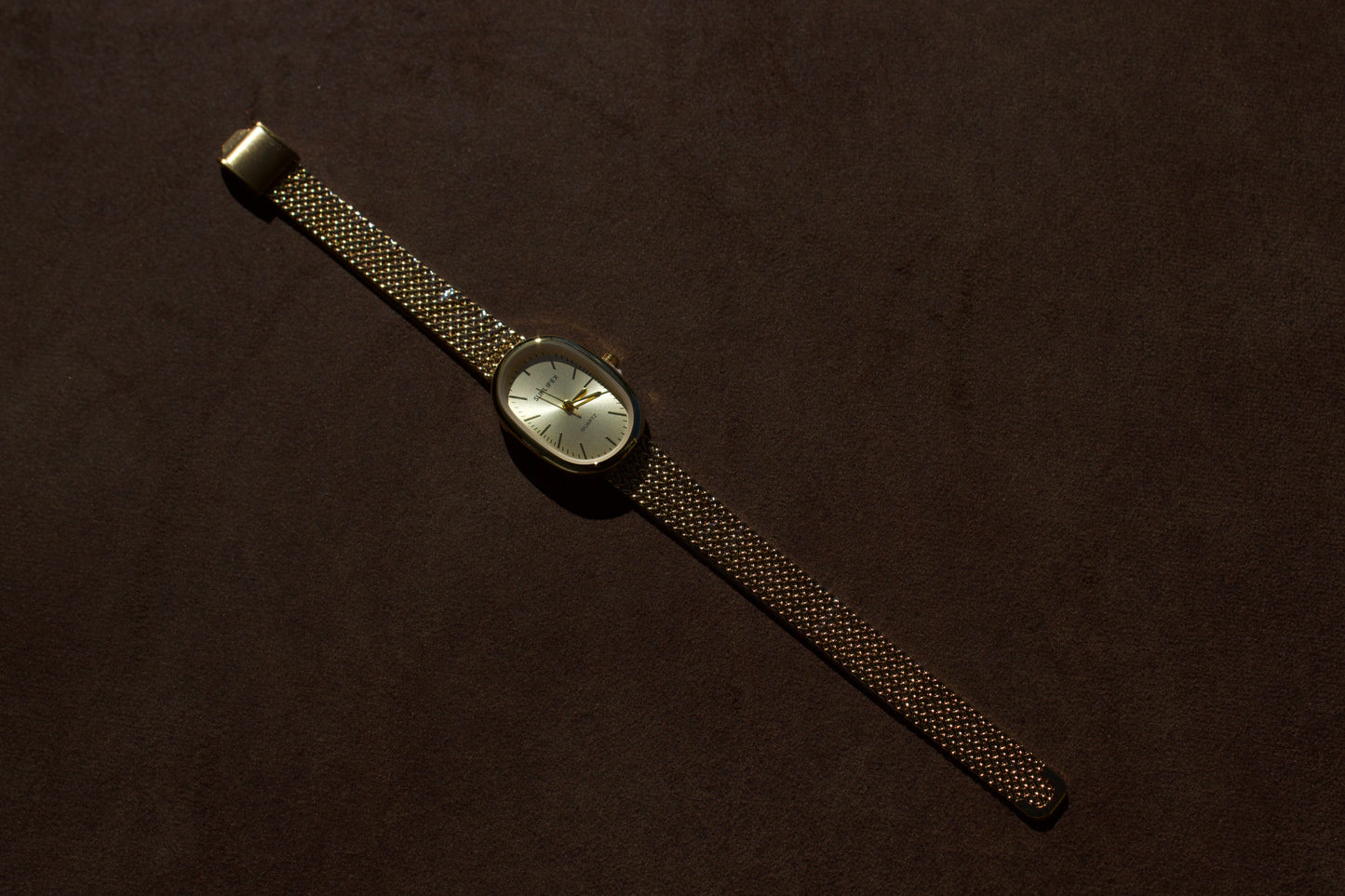 Lustro Gold Watch | Gold Dial