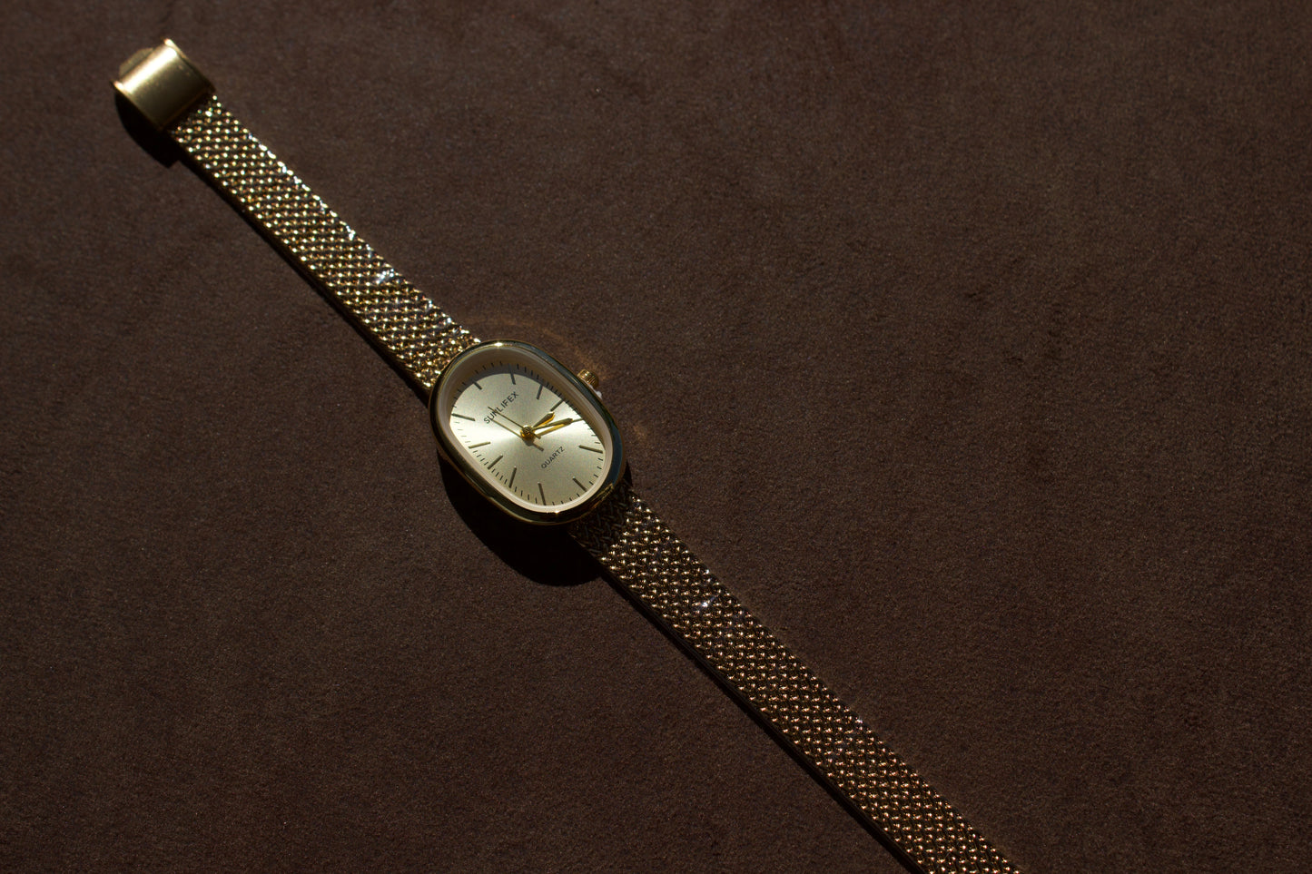Lustro Gold Watch | Gold Dial