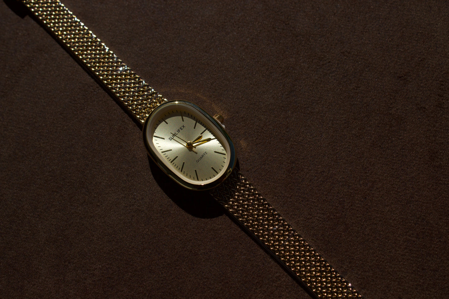 Lustro Gold Watch | Gold Dial