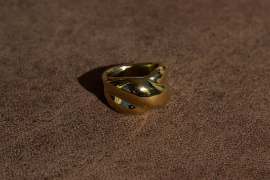 Lune Ring